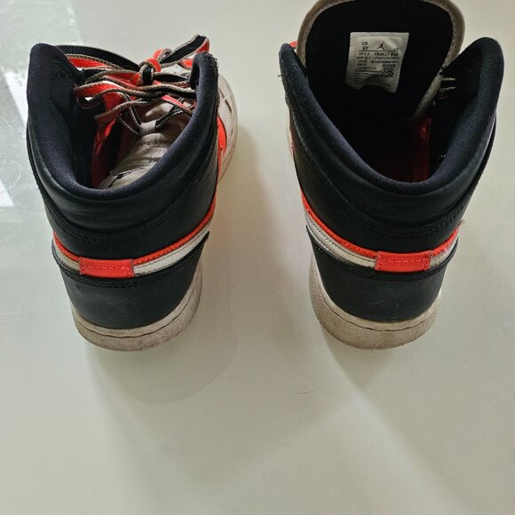 Shoes (Used) Steph Curry & bonus Air Jordan - Picture 9 of 12